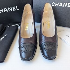 Chanel Women's Black and Brown Leather Shoes